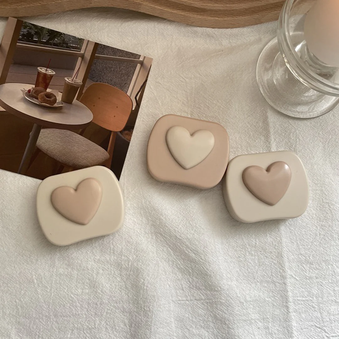 Coffee-Inspired Lens Case - Image 2