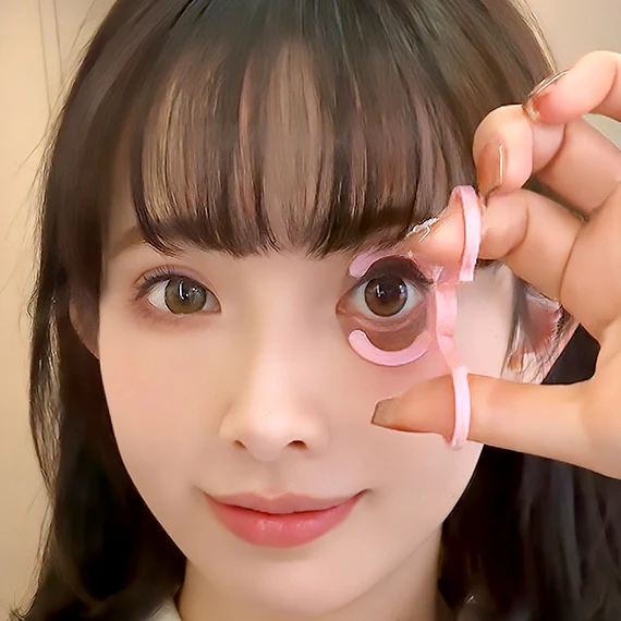 Contact Lens Wearing Assist Tool - Image 6
