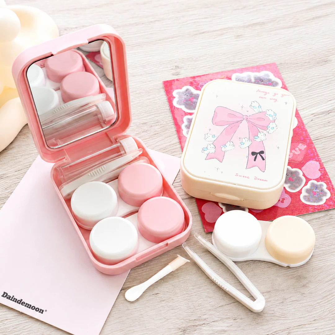 Coquette Core Lens Case - Image 6